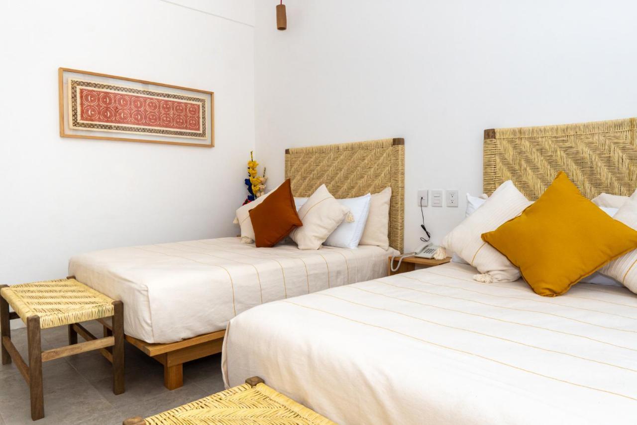 Santa Cecilia Hotel *